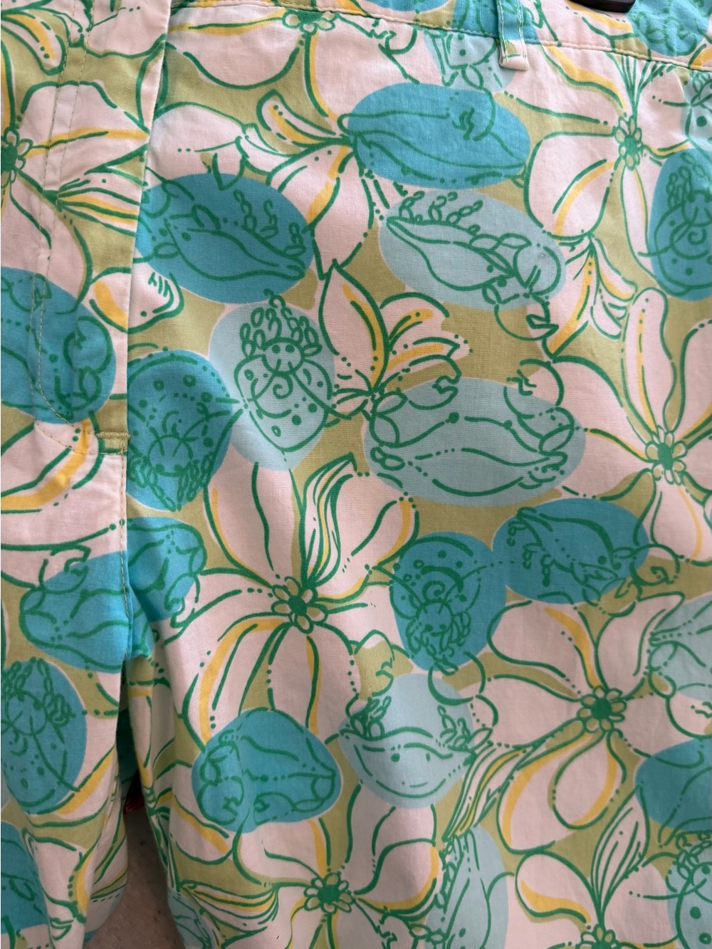 Lilly Pulitzer Cropped Pants in Aqua & Green Tropical Print - Picture 5 of 7
